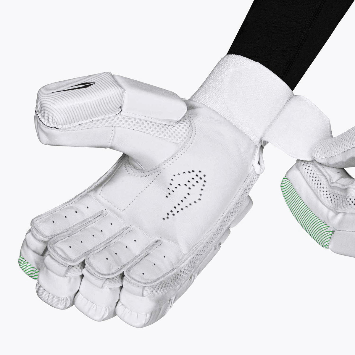 DSC Spliit 33 Batting Gloves - Junior — additional angle or detail view