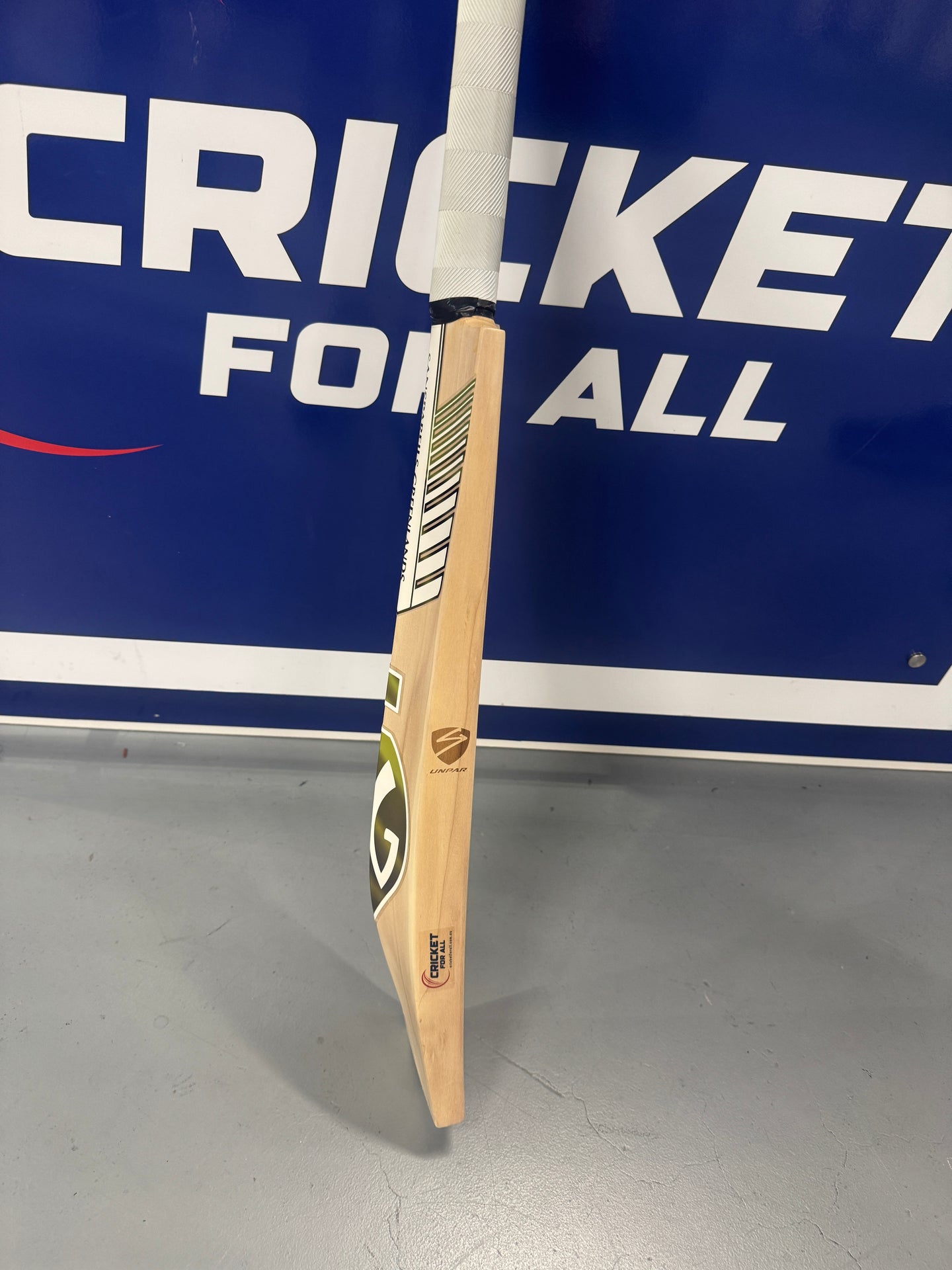 SG SUNNY GOLD VINTAGE SUPREME - English Willow Cricket Bat - Cricket For All