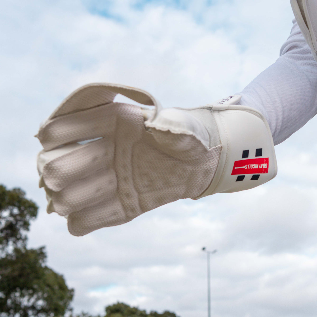 Gray-Nicolls Prestige Wicket Keeping Gloves-A — manufacturer product detail