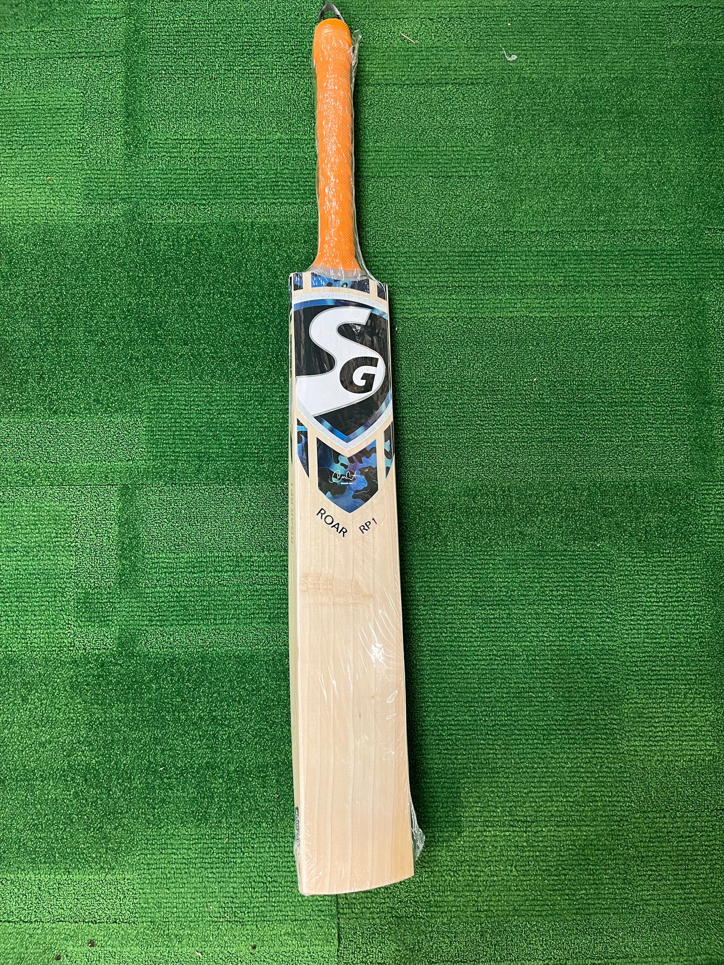 SG ROAR RP1 CRICKET BAT - CLEARANCE - Cricket For All