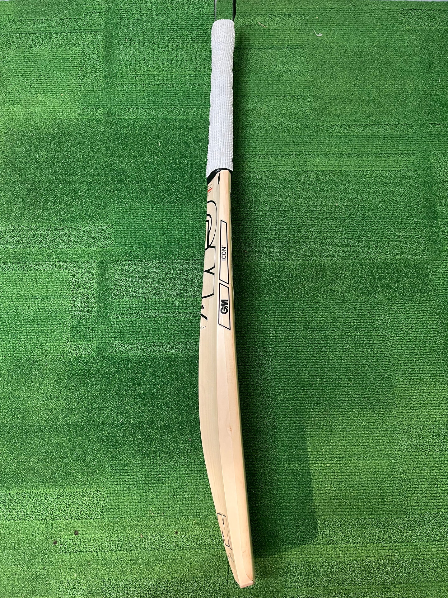 BAT ICON DXM 404 TTNOW AC - CLEARANCE - Cricket For All