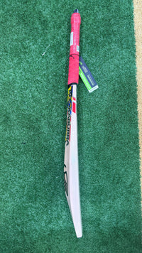 EOS SALE KOOKABURRA BEAST PRO 6.0 ENGLISH WILLOW CRICKET BAT - JUNIOR
