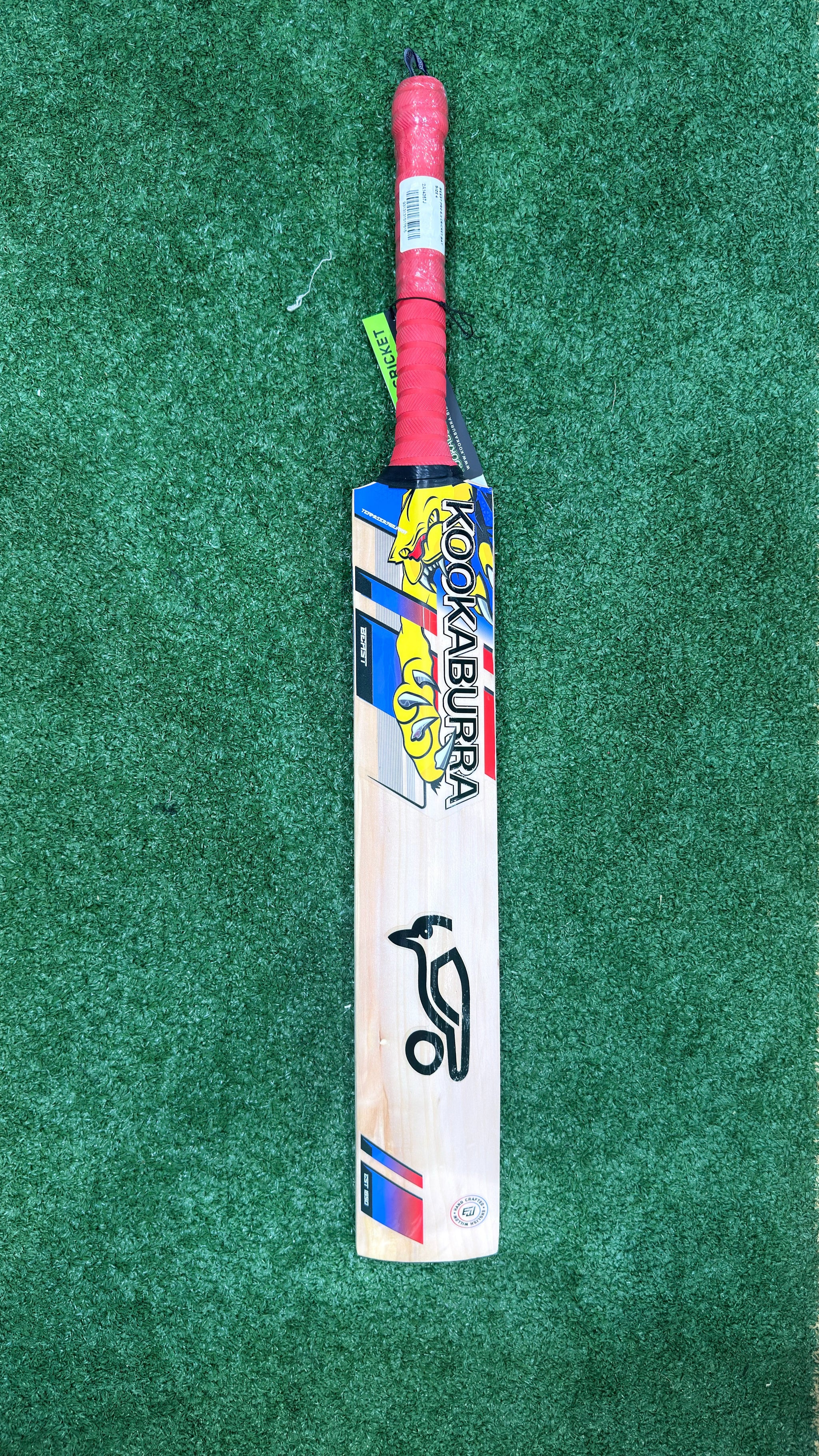 EOS SALE KOOKABURRA BEAST PRO 6.0 ENGLISH WILLOW CRICKET BAT - JUNIOR