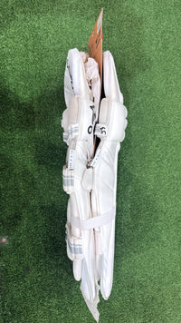 EOS SALE KOOKABURRA PRO 2.0 LW BATTING PADS - SENIOR