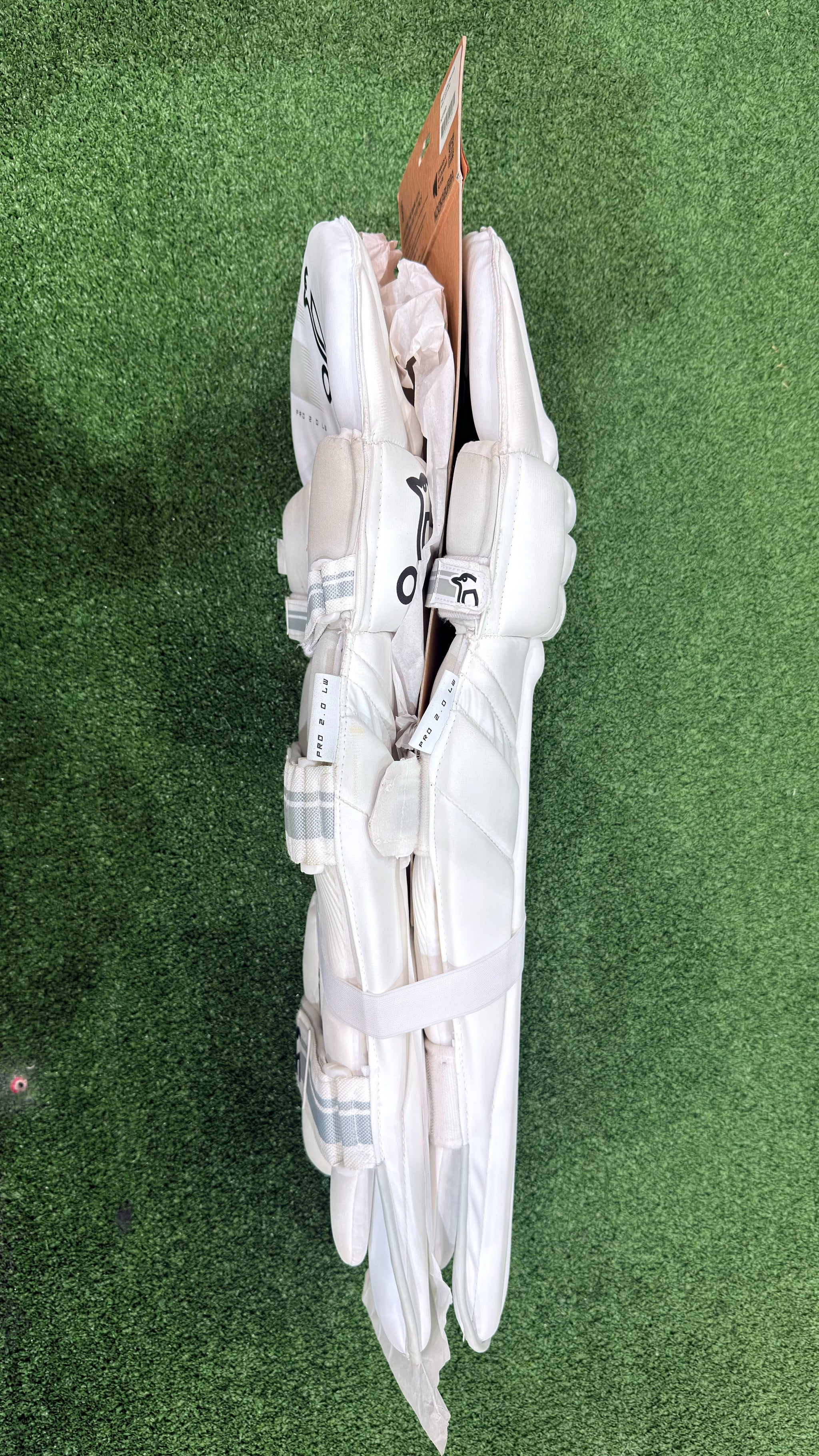EOS SALE KOOKABURRA PRO 2.0 LW BATTING PADS - SENIOR