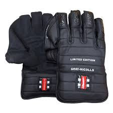 GRAY-NICOLLS LIMITED EDITION BLACK WICKETKEEPING GLOVES - JUNIOR